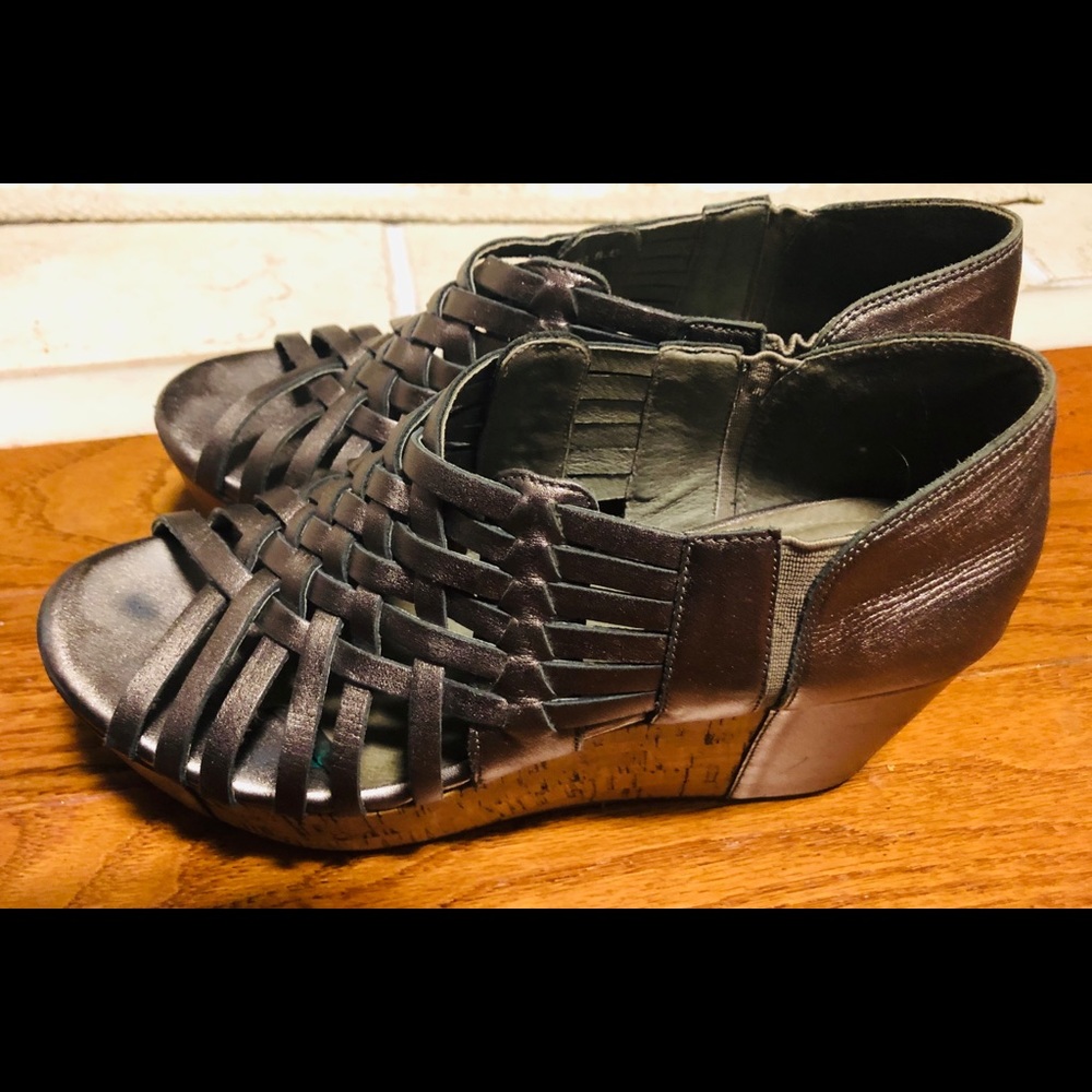 Chocolat Blu wedges